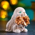 Фигура "Зайка с букетом" бежевый 92 439 - фото 94389