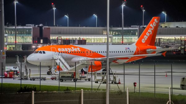 «Она просто спит»: британцы пронесли тело мертвой бабушки на борт самолета