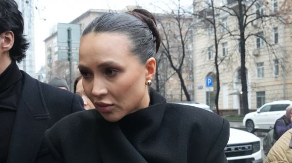 «Отпускали к врачу»: как протекает беременность Лерчек под домашним арестом